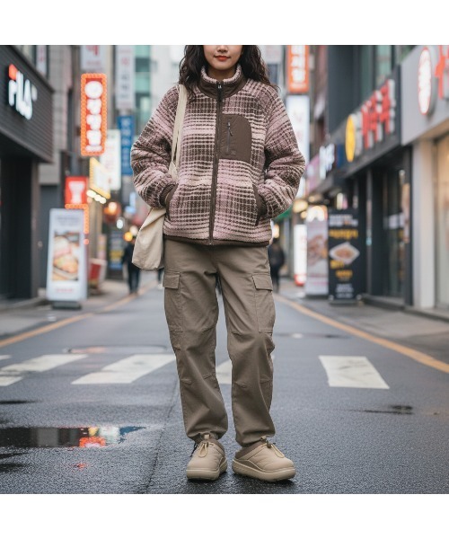 FILA(フィラ)の「Check Pattern fleece(その他アウター・レディース・ベージュ/パープル・XL/L/M/S)」の6枚目の写真