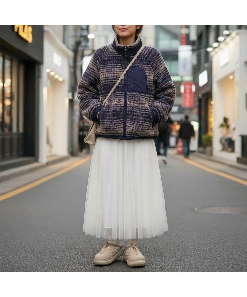 FILA(フィラ)の「Check Pattern fleece(その他アウター・レディース・ベージュ/パープル・XL/L/M/S)」の8枚目の写真