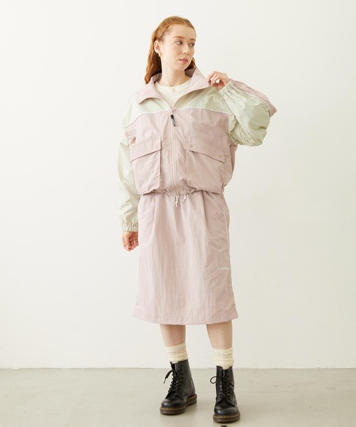 MILKFED.（ミルクフェド）の「CUTOUT LOGO TRACK JACKET（ナイロンジャケット・レディース・ライトピンク/ブラック/チャコール・M/S）」の20枚目の写真