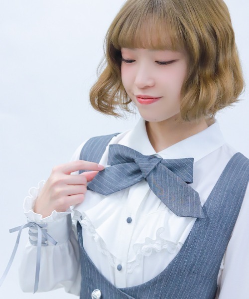 axes femme POETIQUE(アクシーズファムポエティック)の「2WAYストライプタイ付ブラウス(シャツ/ブラウス・レディース・キナリ/サックスブルー/ブラック・MEDIUM)」の11枚目の写真