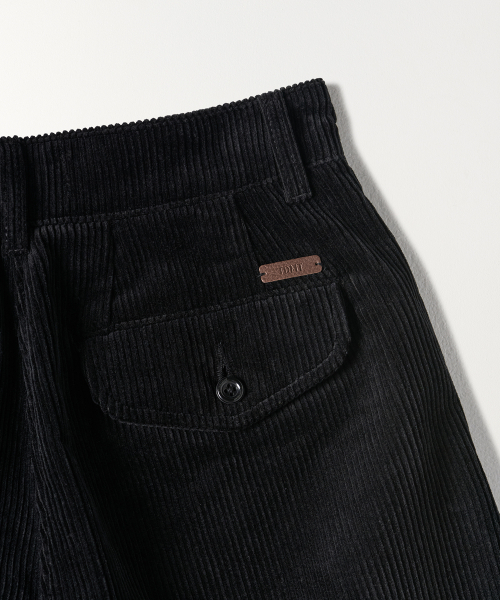 TTUDEMENT(トュードメント)の「CORDUROY SHORTS BLACK(その他パンツ・レディース・その他・SMALL/MEDIUM/LARGE)」の7枚目の写真