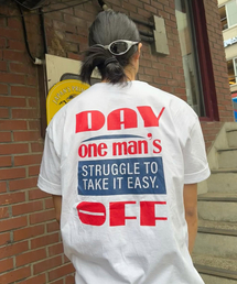 URBANDTYPE（アーバンディタイプ）の「Dayoff Graphic T-shirt_Red_DT395（Tシャツ/カットソー・メンズ）」