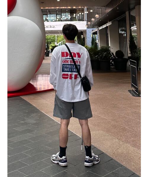 URBANDTYPE(アーバンディタイプ)の「デイオフグラフィックTシャツ_レッド_DT395(Tシャツ/カットソー・メンズ・その他・1/2/3)」の15枚目の写真