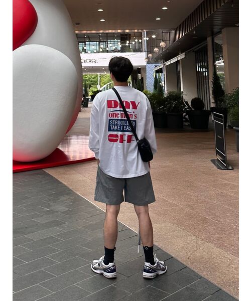 URBANDTYPE(アーバンディタイプ)の「デイオフグラフィックTシャツ_レッド_DT395(Tシャツ/カットソー・メンズ・その他・1/2/3)」の17枚目の写真