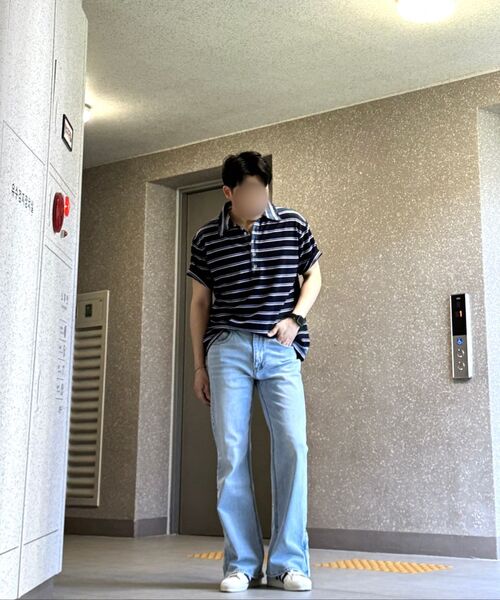 WESLEYHYUSTON（ウェズリーユーストン）の「Sleek zipper detail boots cut denim pants light blue（デニムパンツ・メンズ・その他・LARGE/MEDIUM/SMALL）」の4枚目の写真