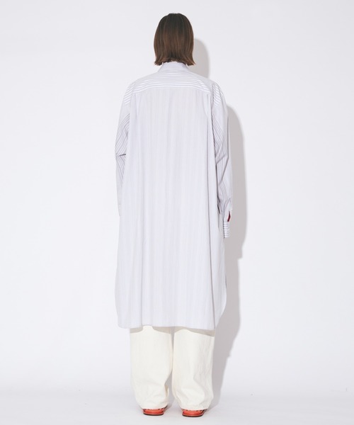 beautiful people（ビューティフルピープル）の「double-front finx C stripe shirts dress（シャツワンピース・レディース・グレー・38）」の7枚目の写真