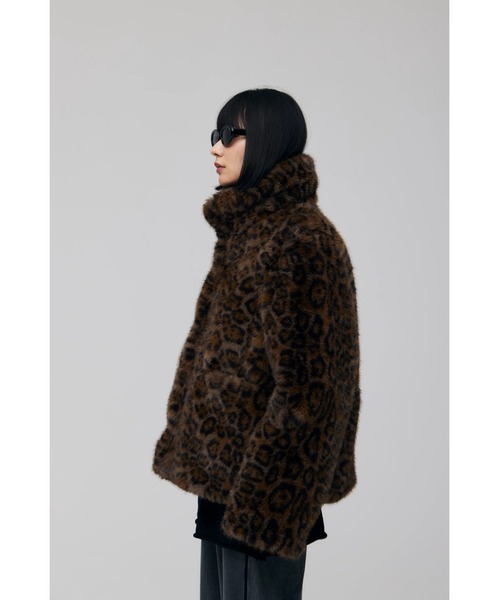 FELICITY(フェリシティ)の「Faux Fur Mini Jacket(その他アウター・レディース・その他9/ベージュ・2)」の13枚目の写真