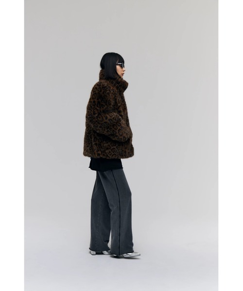 FELICITY(フェリシティ)の「Faux Fur Mini Jacket(その他アウター・レディース・その他9/ベージュ・2)」の18枚目の写真