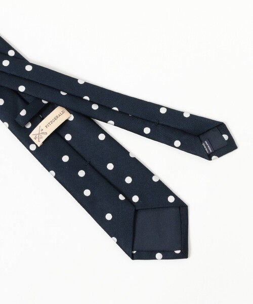 BEAMS F（ビームスエフ）の「FITZGERALD / シルク ドット柄 ネクタイ（ネクタイ・メンズ・ネイビー/インディゴブルー・ONE SIZE）」の8枚目の写真