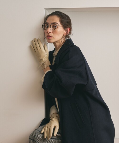 BEAUTY&YOUTH UNITED ARROWS(ビューティーアンドユースユナイテッドアローズ)の「レザー×スエード コンビ リボン グローブ(手袋・レディース・ダークブラウン/ダークグレー/ナチュラル・FREE)」の22枚目の写真