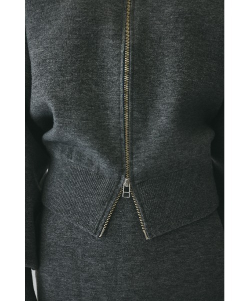 HeRIN.CYE(ヘリンドットサイ)の「Zip up knit tops ジップアップニットトップス(ニット/セーター・レディース・レッド/グレー・FREE)」の4枚目の写真