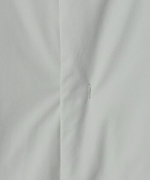 UNITED ARROWS & SONS by DAISUKE OBANA(ユナイテッドアローズアンドサンズバイダイスケオバナ)の「<D.O UNITED ARROWS BY DAISUKE OBANA for WOMEN>TFT DOWN COAT/ダウンコート(ダウンジャケット/コート・レディース・ダークグリーン/ライトグレー/オリーブ・FREE)」の6枚目の写真