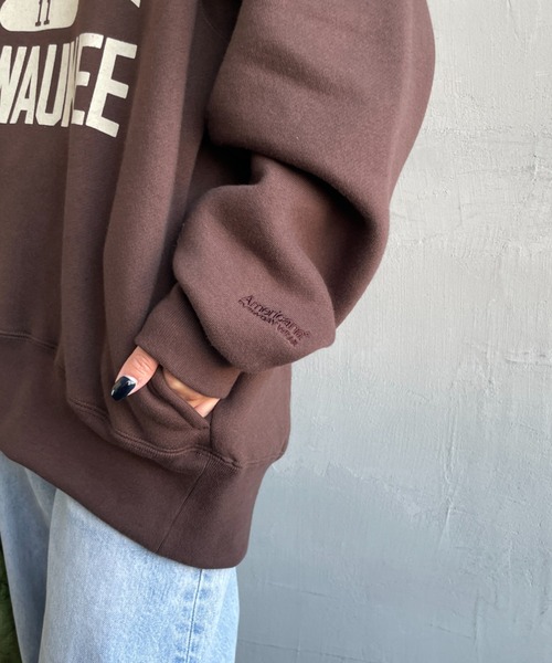 AMERICANA（アメリカーナ）の「[Americana/アメリカーナ] ボリュームスリーブ カレッジロゴスウェット（スウェット・レディース・ブラック/ライトグレー/ダークブラウン・ONE SIZE）」の14枚目の写真