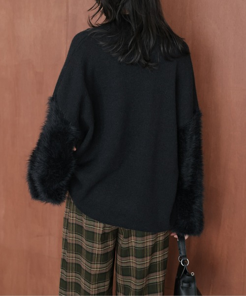 AMELY(エミリー)の「シャギースリーブニットトップス(ニット/セーター・レディース・ブラック/ベージュ/ブラウン・フリー)」の6枚目の写真