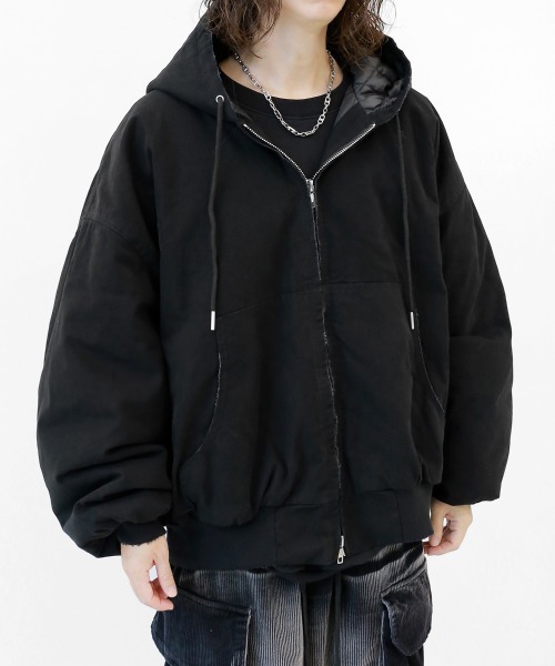 minsobi（ミンソビ）の「ダメージタッチ 中綿入り 防寒パーカー（ノーカラージャケット・メンズ・チャコール/ブラック・FREE）」の18枚目の写真