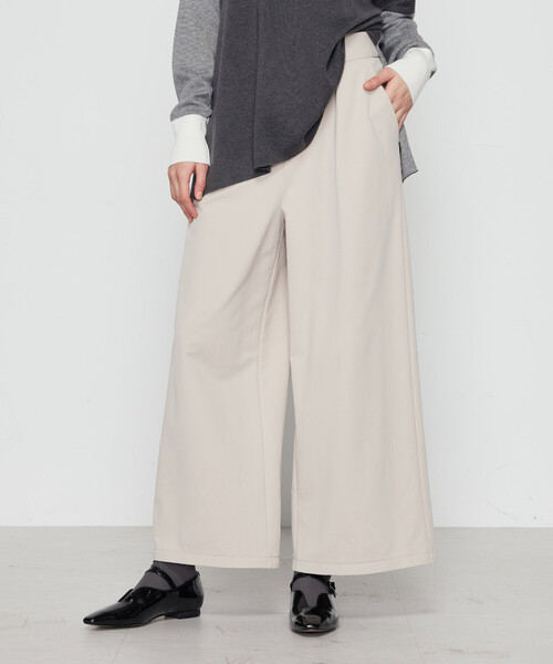 COMME CA（コムサ）の「ハイテンション裏起毛 ワイドパンツ（その他パンツ・レディース・ベージュ/グレー・9号/7号/11号）」の18枚目の写真