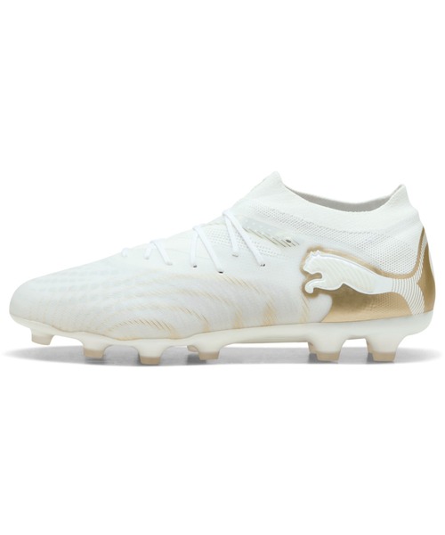 PUMA（プーマ）の「PUMA プーマ メンズ フューチャー 9 プロ HG/AG サッカースパイク（スニーカー・メンズ・クリアレッド/ホワイト/ブルー系その他/ピンク系その他・25.5cm/25.0cm/26.5cm/28.0cm/27.5cm/27.0cm/26.0cm）」の2枚目の写真
