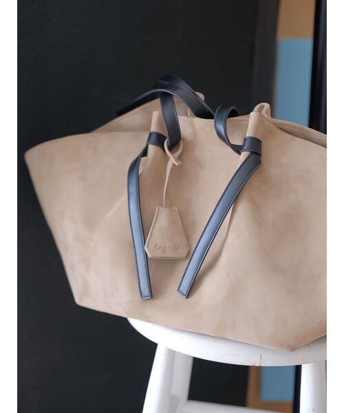 Ungrid（アングリッド）の「スウェードビッグトートバッグ（トートバッグ・レディース・ブラウン/ブラック・FREE）」の2枚目の写真