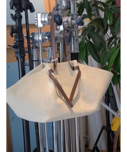 Ungrid（アングリッド）の「スウェードビッグトートバッグ（トートバッグ・レディース・ブラウン/ブラック・FREE）」の6枚目の写真