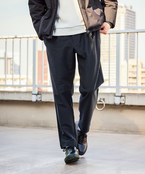 GLOBAL WORK（グローバルワーク）の「防風ストレッチジャージーパンツ/622580（スウェットパンツ・メンズ・ブラック/ネイビー・MEDIUM/SMALL/LARGE）」の2枚目の写真