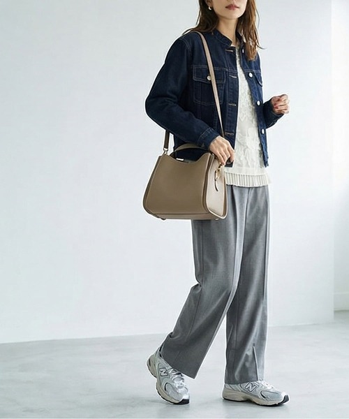 STYLE DELI（スタイルデリ）の「【DELI by】本革2WAYスリムハンドルショルダーバッグ（ショルダーバッグ・レディース・ブラック/グレー/アイボリー・FREE）」の11枚目の写真