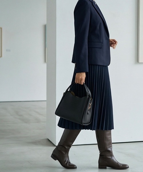 STYLE DELI（スタイルデリ）の「【DELI by】本革2WAYスリムハンドルショルダーバッグ（ショルダーバッグ・レディース・ブラック/グレー/アイボリー・FREE）」の17枚目の写真