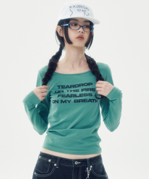 runningHIGH（ランニングハイ）の「レタリングスリムL/Sティー[グリーン]（Tシャツ/カットソー・レディース・グリーン・F）」の3枚目の写真