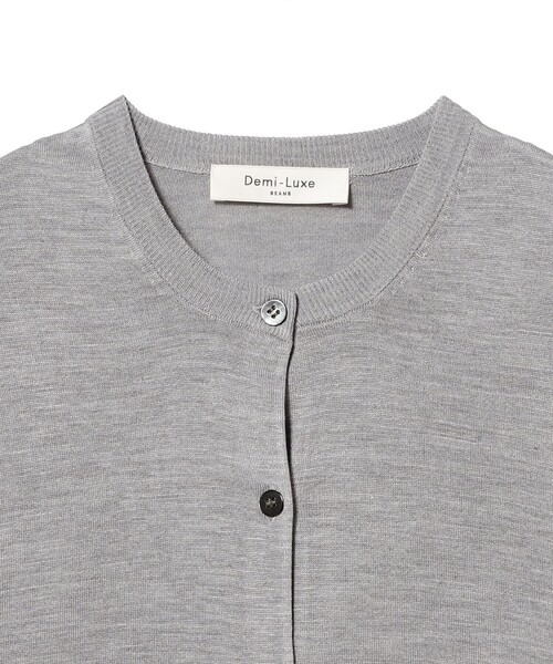Demi-Luxe BEAMS(デミルクス ビームス)の「シルク クルーネック カーディガン(ニット/セーター・レディース・ネイビー/グレー・ONE SIZE)」の10枚目の写真