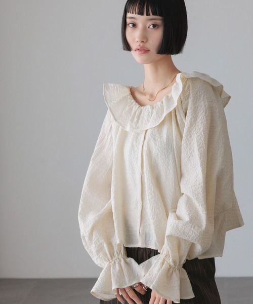 LOWRYS FARM(ローリーズファーム)の「2WAYフリルブラウス 638700(シャツ/ブラウス・レディース・イエロー/ブラック/アイボリー・FREE)」の1枚目の写真