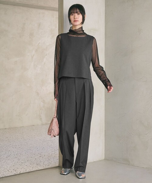 BEAUTY&YOUTH UNITED ARROWS(ビューティーアンドユースユナイテッドアローズ)の「【WEB限定 Wardrobe DAILY MINIMAL】ドット チュールタートルネックプルオーバー ウォッシャブル(Tシャツ/カットソー・レディース・オフホワイト/ブラック・FREE)」の9枚目の写真