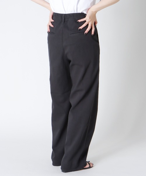 YANUK(ヤヌーク)の「YANUK / Relax LILITH BLACK(リラックスストレートデニム 57162310)(デニムパンツ・レディース・ブラック・36/38)」の7枚目の写真