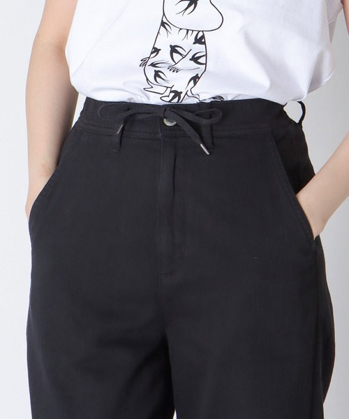 YANUK(ヤヌーク)の「YANUK / Relax LILITH BLACK(リラックスストレートデニム 57162310)(デニムパンツ・レディース・ブラック・36/38)」の8枚目の写真