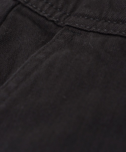 YANUK(ヤヌーク)の「YANUK / Relax LILITH BLACK(リラックスストレートデニム 57162310)(デニムパンツ・レディース・ブラック・36/38)」の4枚目の写真