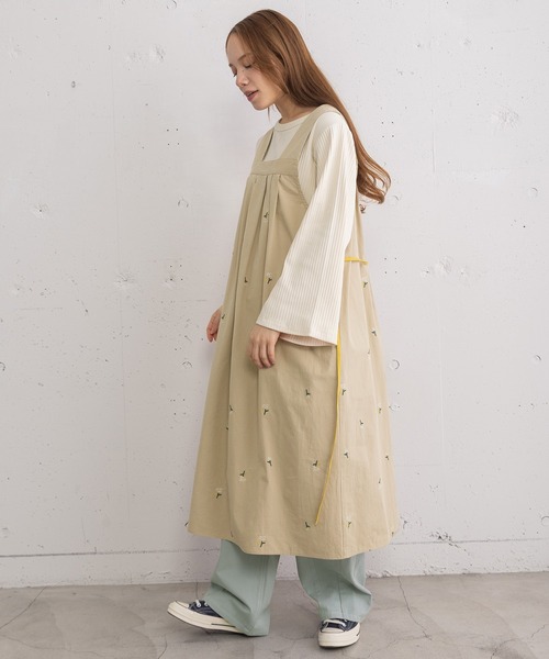 POU DOU DOU（プードゥドゥ）の「フラワー刺繍タックジャンスカ（ジャンパースカート・レディース・ダークグレー/インディゴブルー/グレー系その他・3）」の15枚目の写真