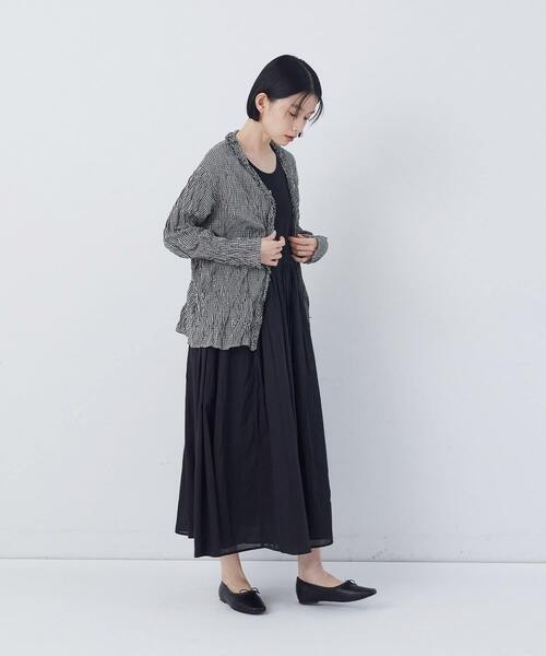 conges payes ADIEU TRISTESSE(コンジェ ペイエ アデュートリステス)の「クリンクル加工Vネックフリルシャツ(シャツ/ブラウス・レディース・チェック/ネイビー/ドット・38)」の20枚目の写真
