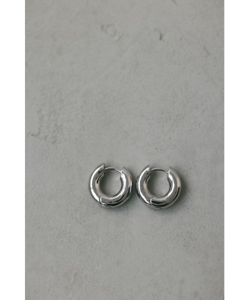 STYLEMIXER（スタイルミキサー）の「ミニマルフィットピアス（ピアス（両耳用）・レディース・ゴールド/シルバー・FREE）」の4枚目の写真