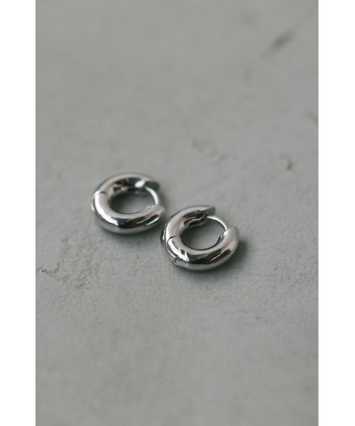 STYLEMIXER（スタイルミキサー）の「ミニマルフィットピアス（ピアス（両耳用）・レディース・ゴールド/シルバー・FREE）」の6枚目の写真