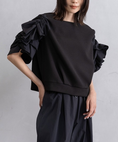 MARECHAL TERRE(マルシャルテル)の「ラッフルスリーブトップス(シャツ/ブラウス・レディース・オフホワイト/ブラック/ネイビー/サンドベージュ・MEDIUM)」の3枚目の写真