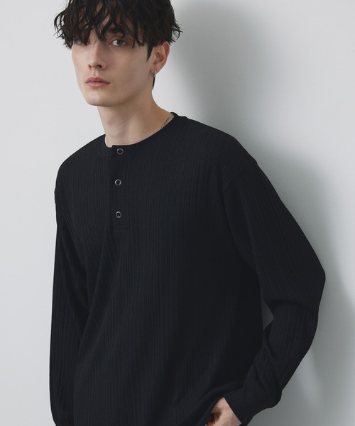 CIYOT(シヨウト)の「【CIYOT】テレコリブ ニットライク ヘンリーネック 長袖 Tシャツ(Tシャツ/カットソー・メンズ・ダークネイビー/ダークブラウン/ダークグレー/ブラック/オフホワイト・M/L)」の22枚目の写真