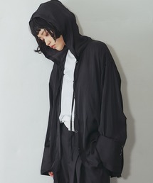 フード付きシャツ