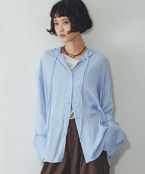 ANOTHER S(アナザーエス)の「フード付きシャツ(Tシャツ/カットソー・レディース・ブルー/オフホワイト/ブラック・FREE)」の5枚目の写真