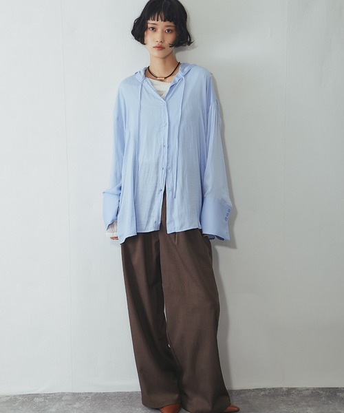 ANOTHER S(アナザーエス)の「フード付きシャツ(Tシャツ/カットソー・レディース・ブルー/オフホワイト/ブラック・FREE)」の9枚目の写真