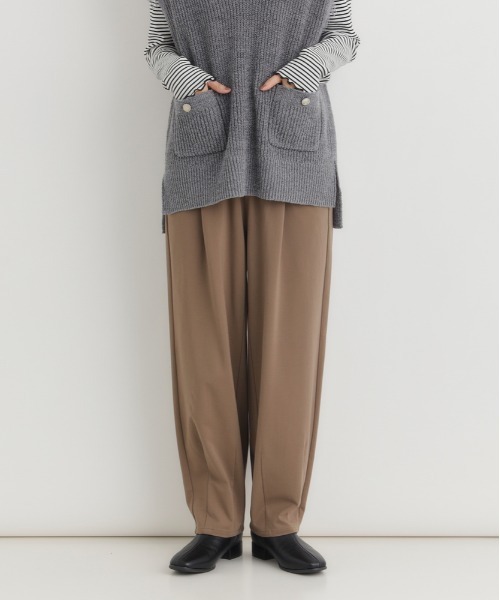 Right-on（ライトオン）の「【HONEYSUCKLE ROSE】ポンチ ジョガーパンツ (リラックスフィット / トレンド感 / デイリーコーデ)（その他パンツ・レディース・ブラック/ネイビー/ブラウン・M/L/XL/S）」の2枚目の写真