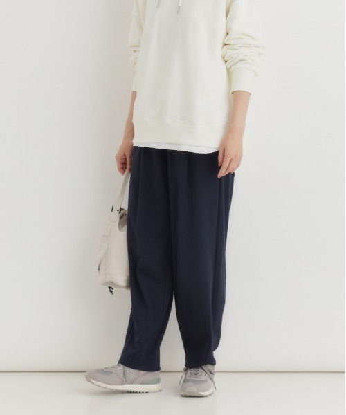 Right-on（ライトオン）の「【HONEYSUCKLE ROSE】ポンチ ジョガーパンツ (リラックスフィット / トレンド感 / デイリーコーデ)（その他パンツ・レディース・ブラック/ネイビー/ブラウン・M/L/XL/S）」の8枚目の写真