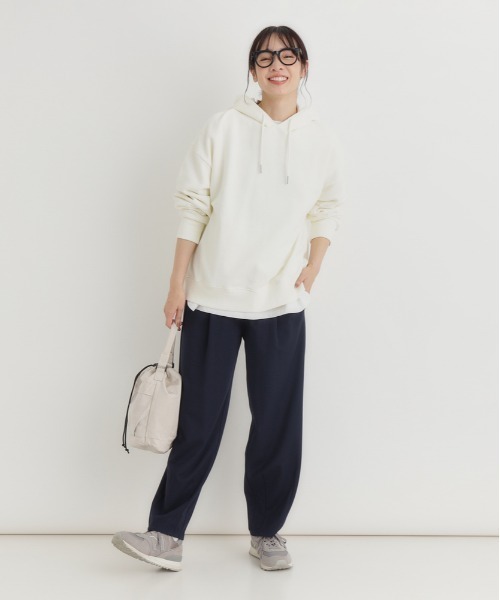 Right-on（ライトオン）の「【HONEYSUCKLE ROSE】ポンチ ジョガーパンツ (リラックスフィット / トレンド感 / デイリーコーデ)（その他パンツ・レディース・ブラック/ネイビー/ブラウン・M/L/XL/S）」の11枚目の写真