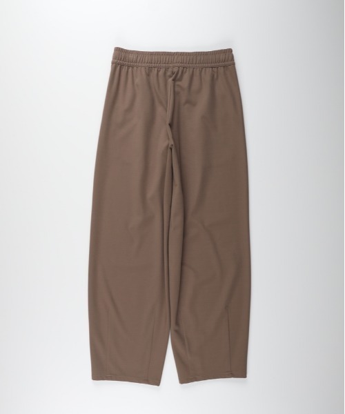 Right-on（ライトオン）の「【HONEYSUCKLE ROSE】ポンチ ジョガーパンツ (リラックスフィット / トレンド感 / デイリーコーデ)（その他パンツ・レディース・ブラック/ネイビー/ブラウン・M/L/XL/S）」の17枚目の写真