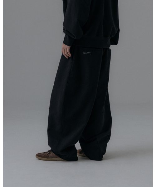 ANGLAN（アングラン）の「Steady Sweat Balloon Pants - Black（スウェットパンツ・メンズ・その他・1/2）」の3枚目の写真