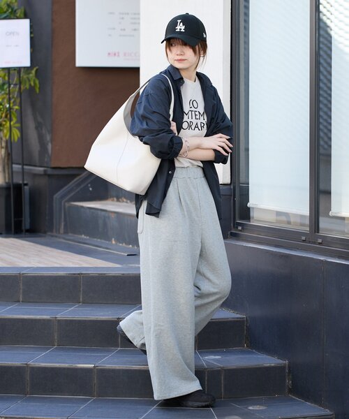 russet（ラシット）の「スムースレザートートバッグ（トートバッグ・レディース・アイボリー/ブラック・FREE）」の9枚目の写真