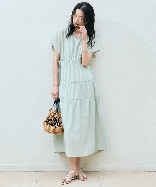 Doux archives（ドゥアルシーヴ）の「ナローストラップサンダル（サンダル・レディース・レッド/シルバー/ブラック・LARGE/MEDIUM）」の4枚目の写真