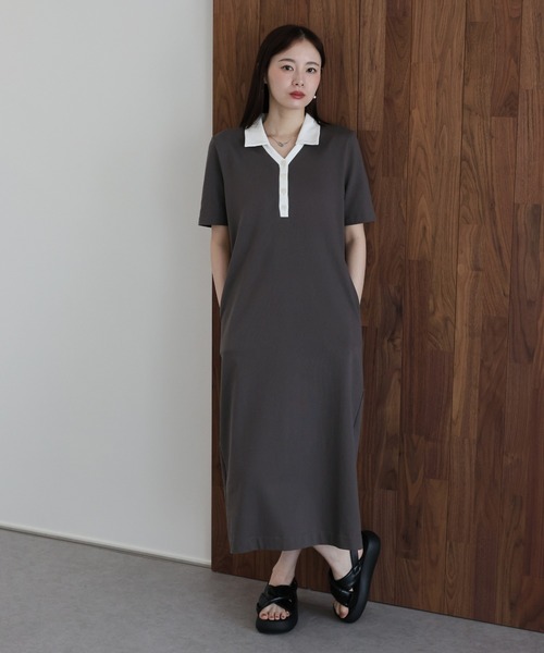 J by blue(ジェイバイブルー)の「スキッパー襟ワンピース(ワンピース・レディース・チャコールグレー/ブラック/アイボリー・MEDIUM)」の12枚目の写真